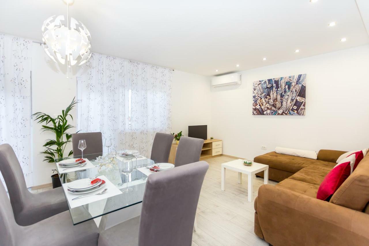 Urban Luxury Juricevic Apartment Duce
